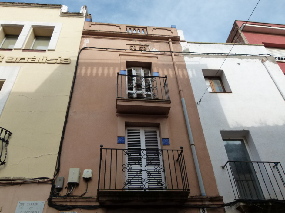 Can Xurriu detall façana