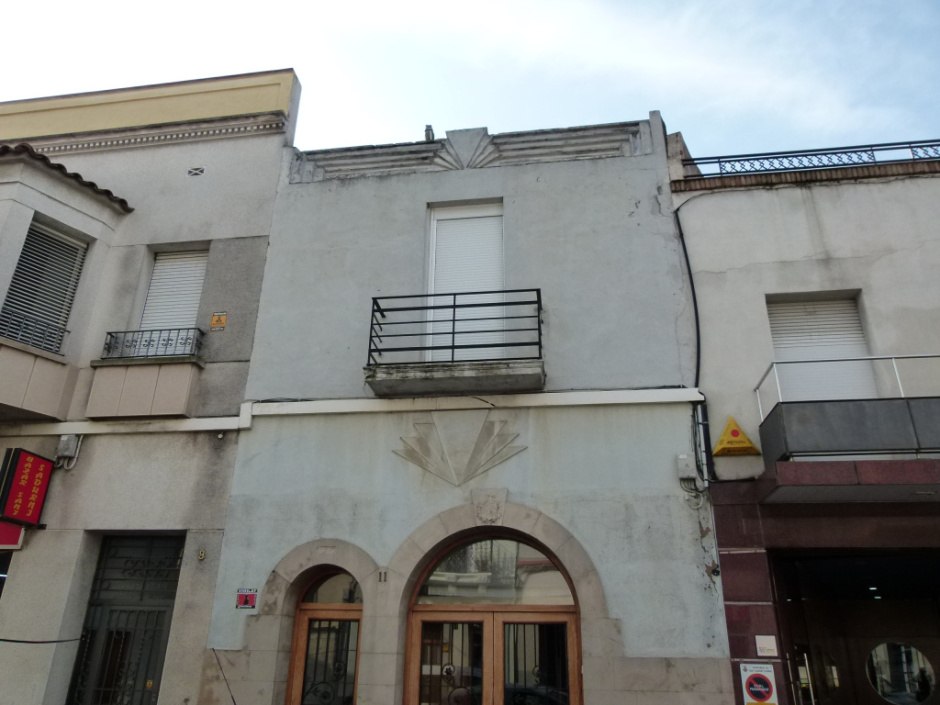 Casa del carrer Mossèn Cinto Verdaguer 11