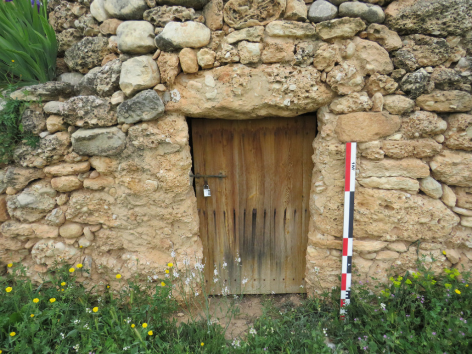 Barraca de pedra seca del Serral d’en Fontanals (n.1)