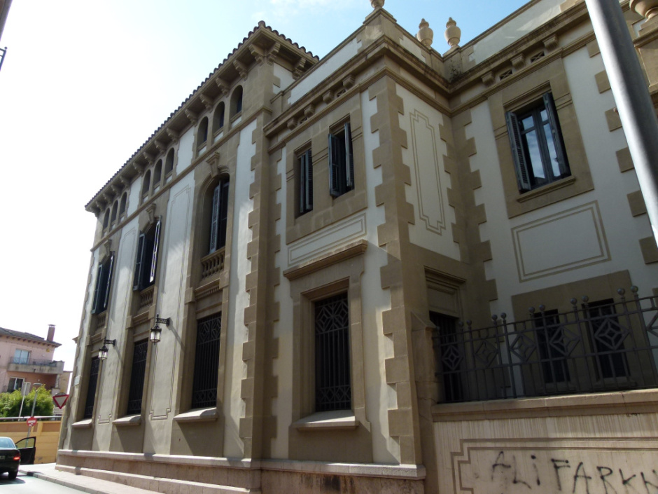 Edifici Caixa de Pensions