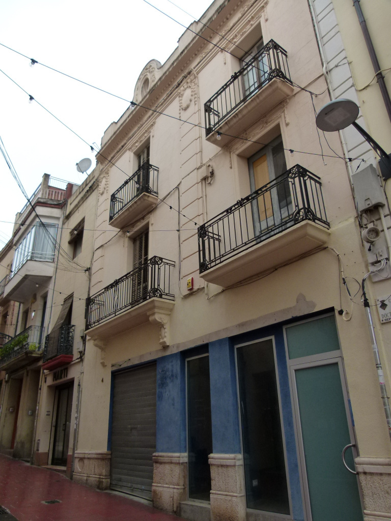 Casa carrer del Dr. Escayola 4