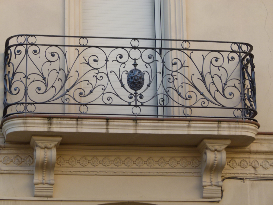 Casa del carrer de la Diputació 42