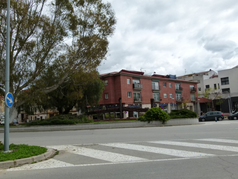 Edifici de la Rambla de la Generalitat 6 / carrer Vilafranca 18