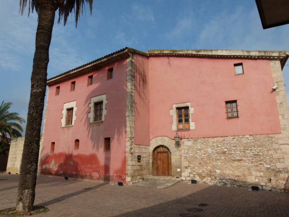 Masia principal de caves Marquès de Monistrol