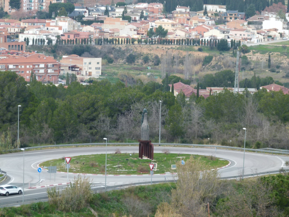 Escultura al cava “Volta de Raïm”