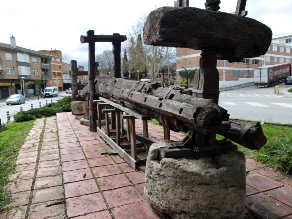 Premsa de biga de la plaça Santiago Rusiñol