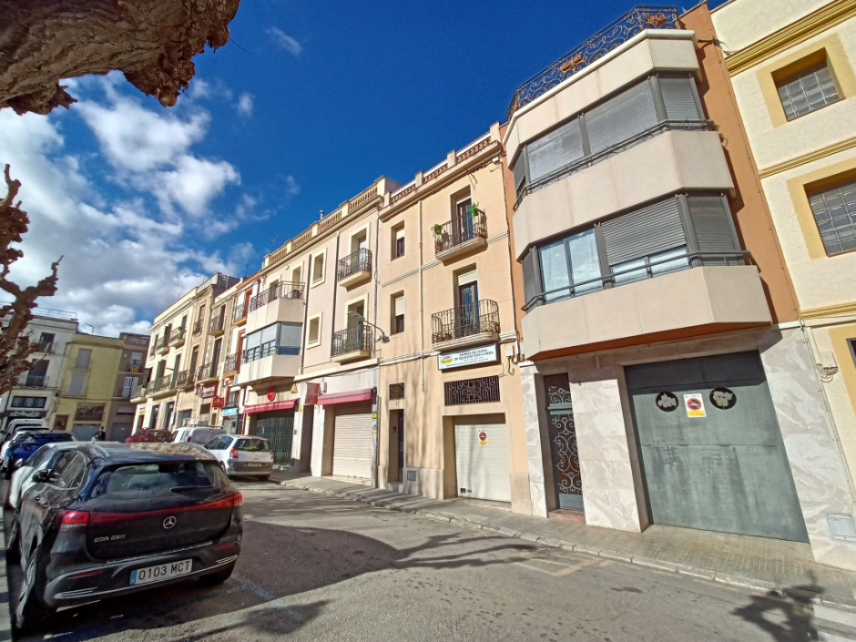 Habitatge de la plaça del Primer Homenatge a la Vellesa 7