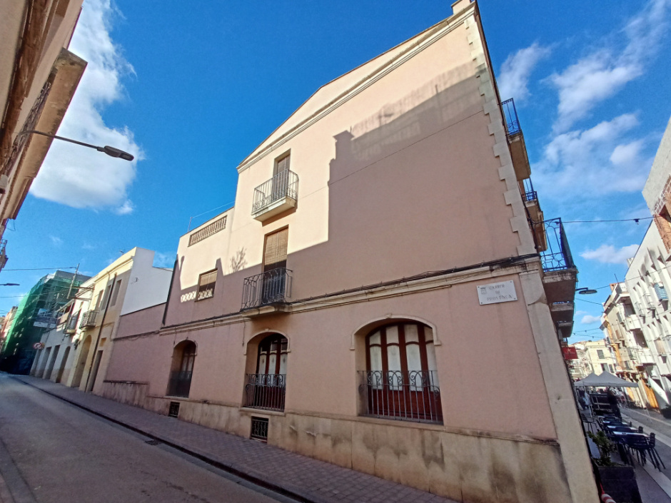 Habitatge del carrer Montserrat 11