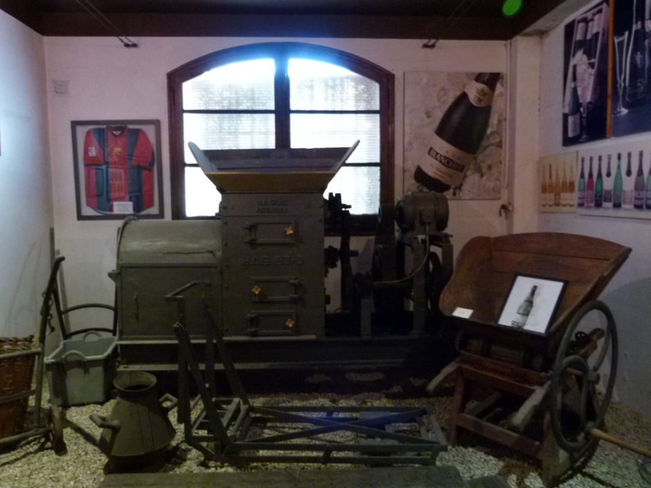 Col·lecció etnogràfica de les caves Blancher