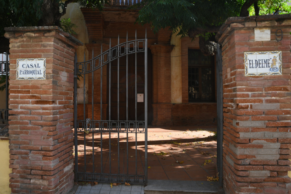 Detall del barri i pilars. 