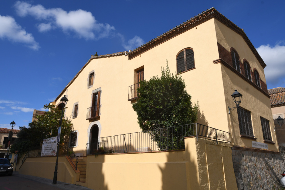 Vista general de l'edifici. 