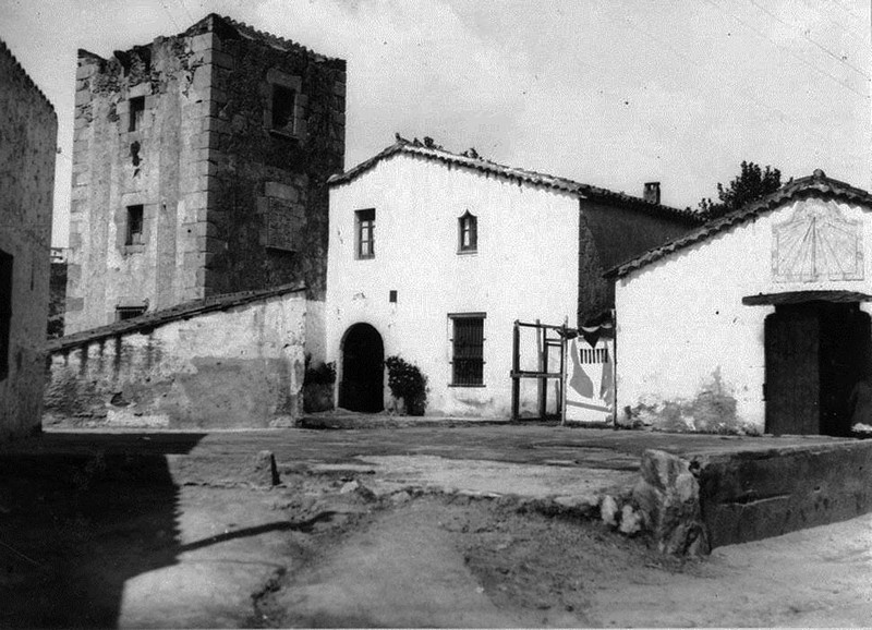 2379_Can_Sauri_(o_Can_Brunet). AFCEC_EMC_X_1884)