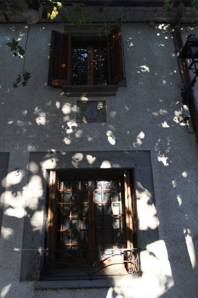 Vista general. Cases de la Plaça del Poble, núms. 2, 3 i 4. 