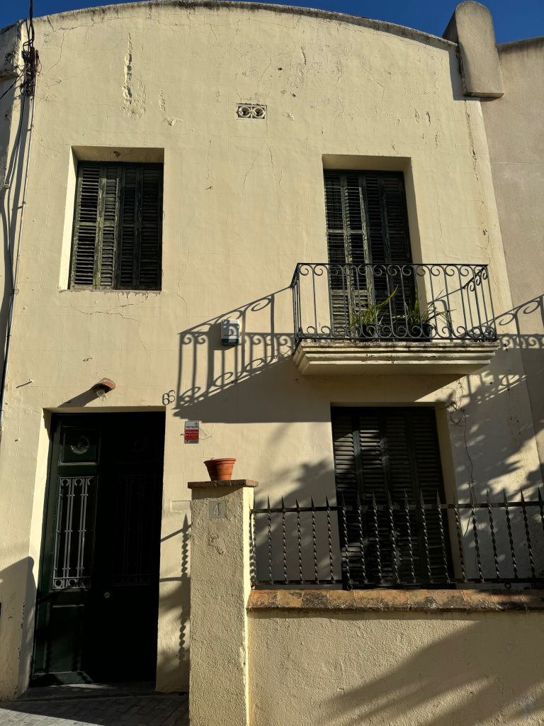 Cases del Carrer Major, núms. 4 i 6. Façana. 