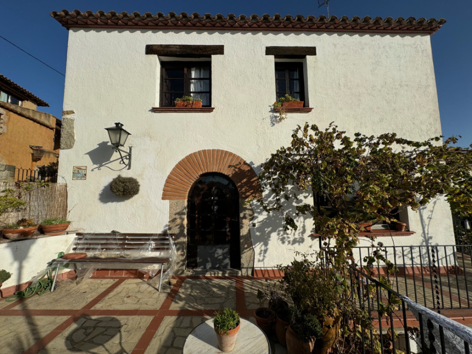 Can Passet. Façana principal. 