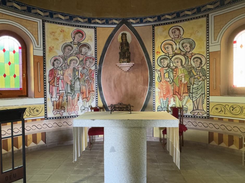 Capella de can Marial. Interior. 