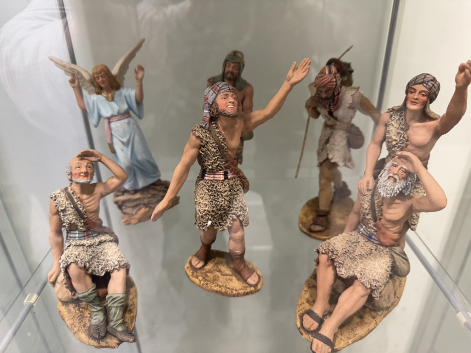 Figures de José Daniel. 