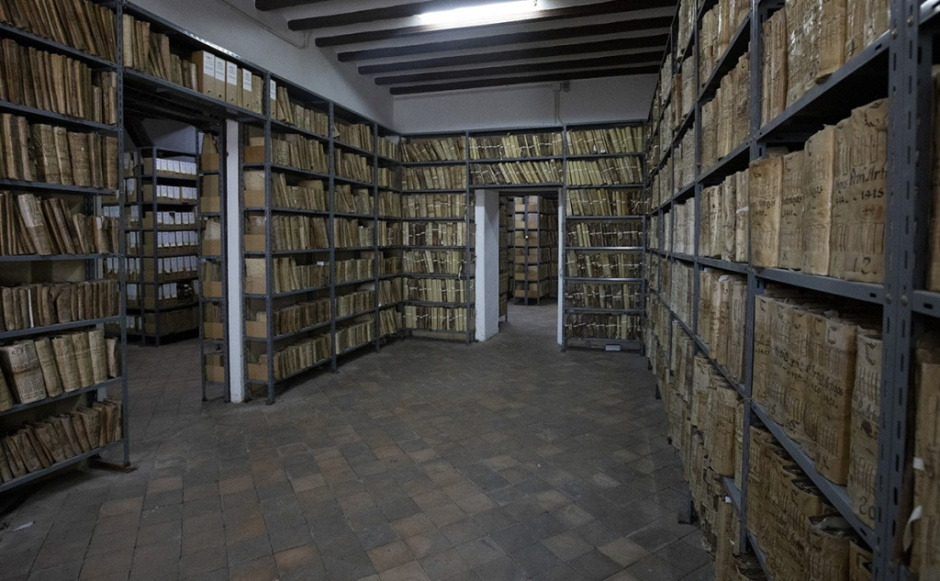 Fons documental sobre Tona a  l'Arxiu i Biblioteca Episcopal de Vic