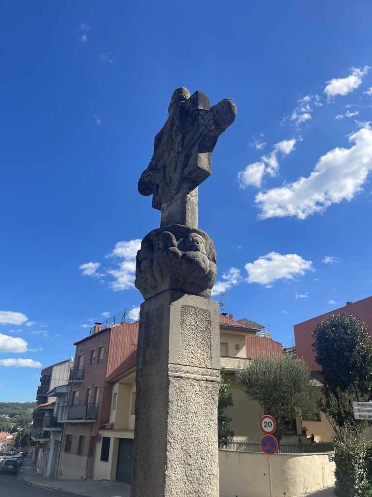 Part posterior de la Creu. Font: Fotografia pròpia