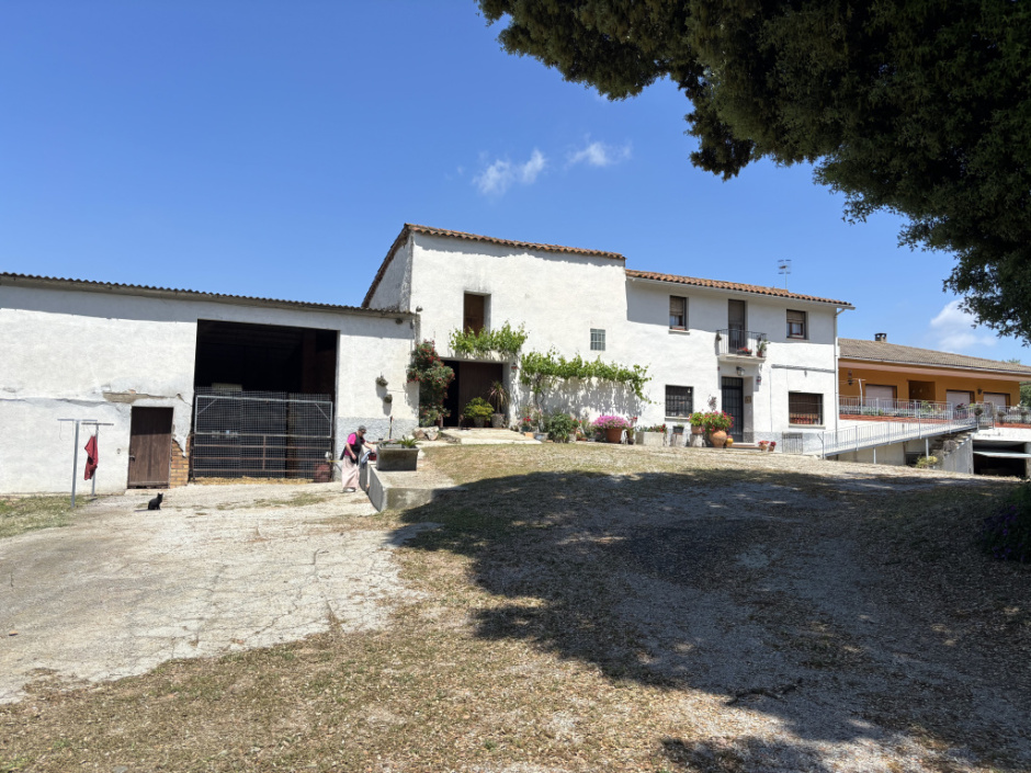 Imatge de la façana de can Esteve. Font: Fotografia pròpia.