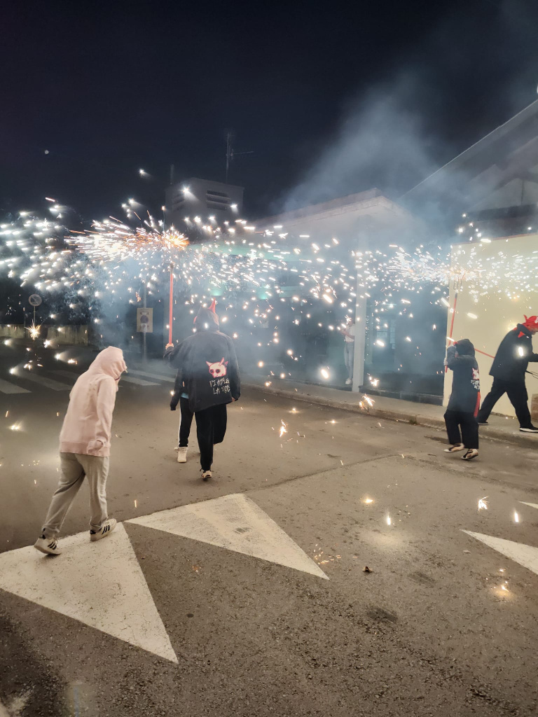 Una de les activitats de la festa major, el correfoc. Font: Ajuntament de Vilalba Sasserra