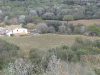 Vista general del jaciment amb la vinya i la casa de Can Torres.